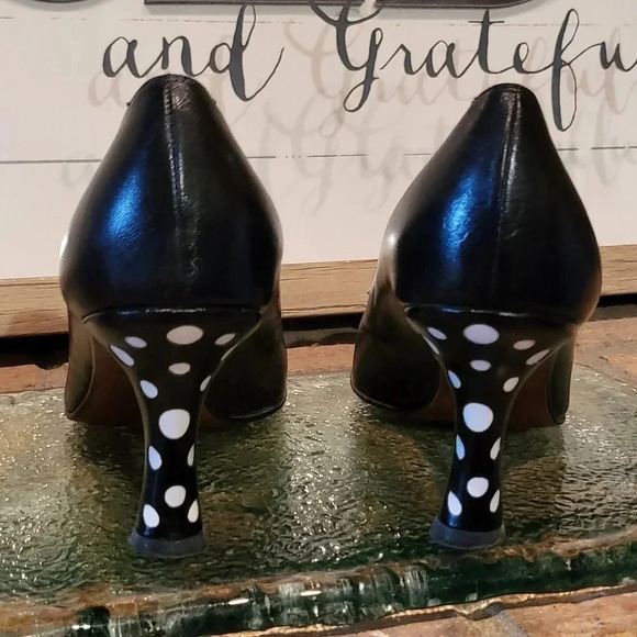 Stuart Weitzman 'Circles' Heels Leather Polka Dot Bow Wmns Sz 7 Narrow 5W630481 - Picture 3 of 13